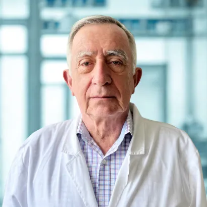 Dr. José Alberto Pabón